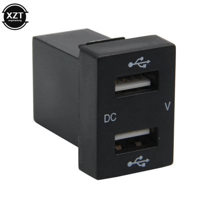 Presa per caricabatteria da auto Dual USB 2.1A adattatore di alimentazione per caricabatterie da auto 12-24V con voltmetro digitale per Toyota New Carolina LEVIN